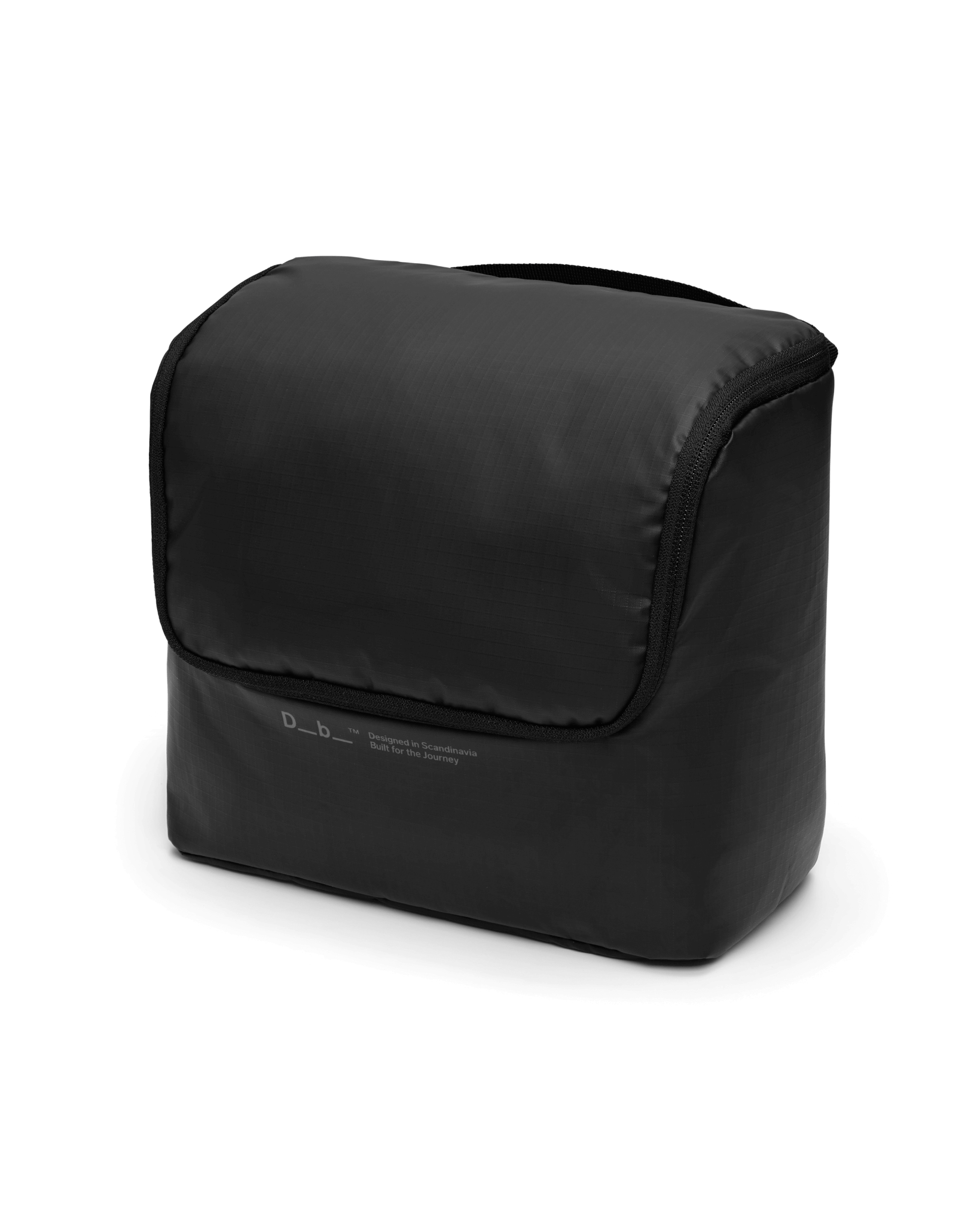 Essential Washbag M Black Out