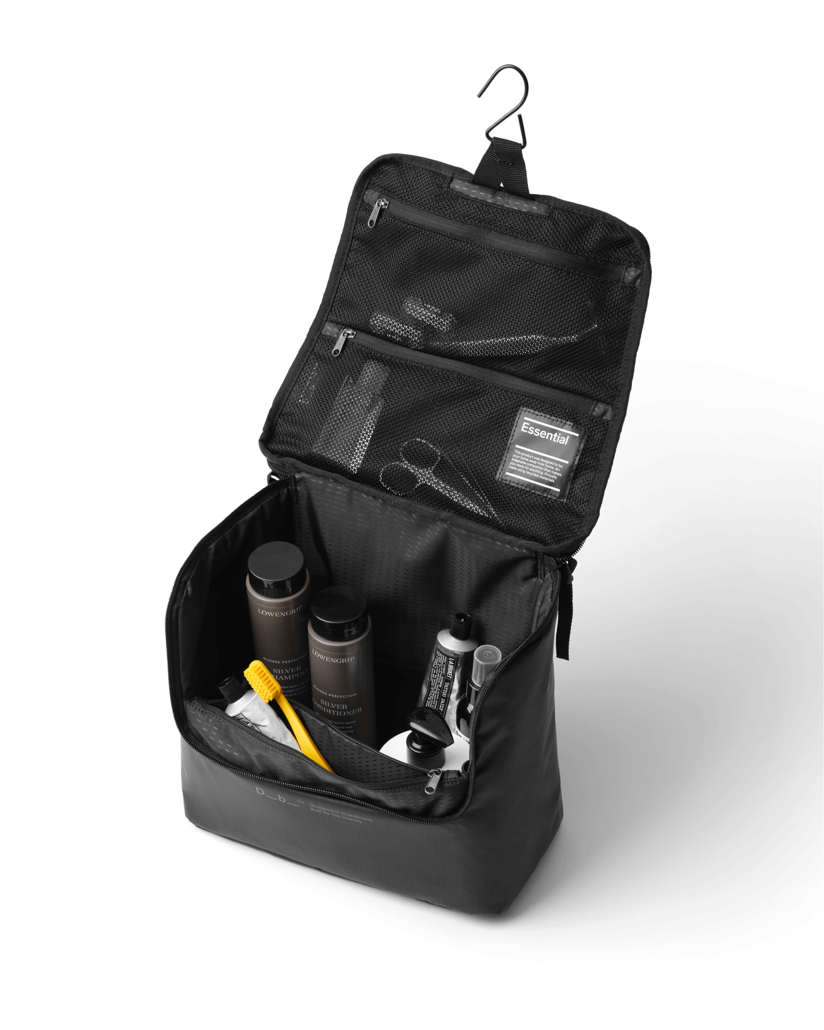 Essential Washbag M Black Out