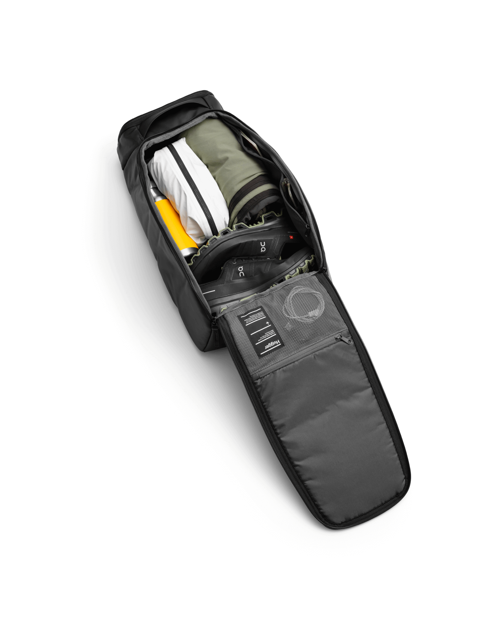 Hugger Backpack 20L Black Out