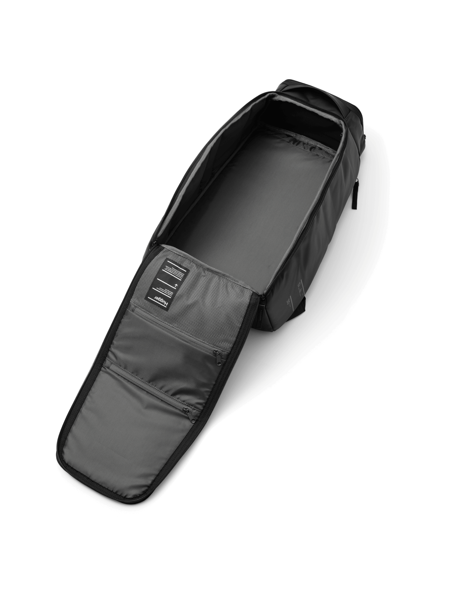 Hugger Backpack 30L Black Out