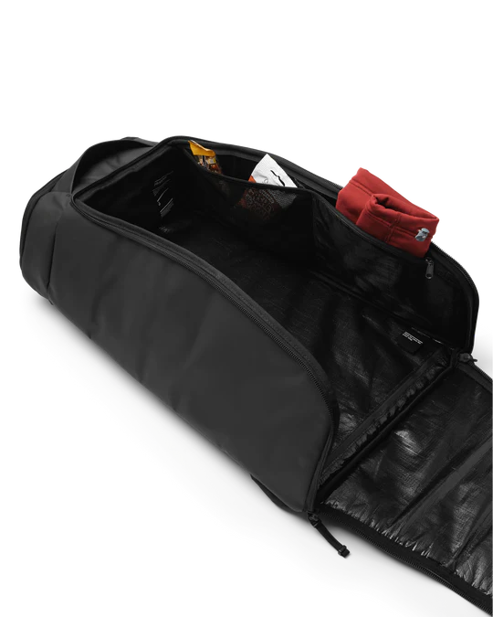 Hugger Bootpack 45L Black Out