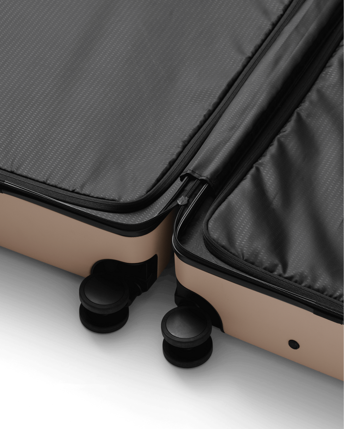 Ramverk Front-access Carry-on Fogbow Beige